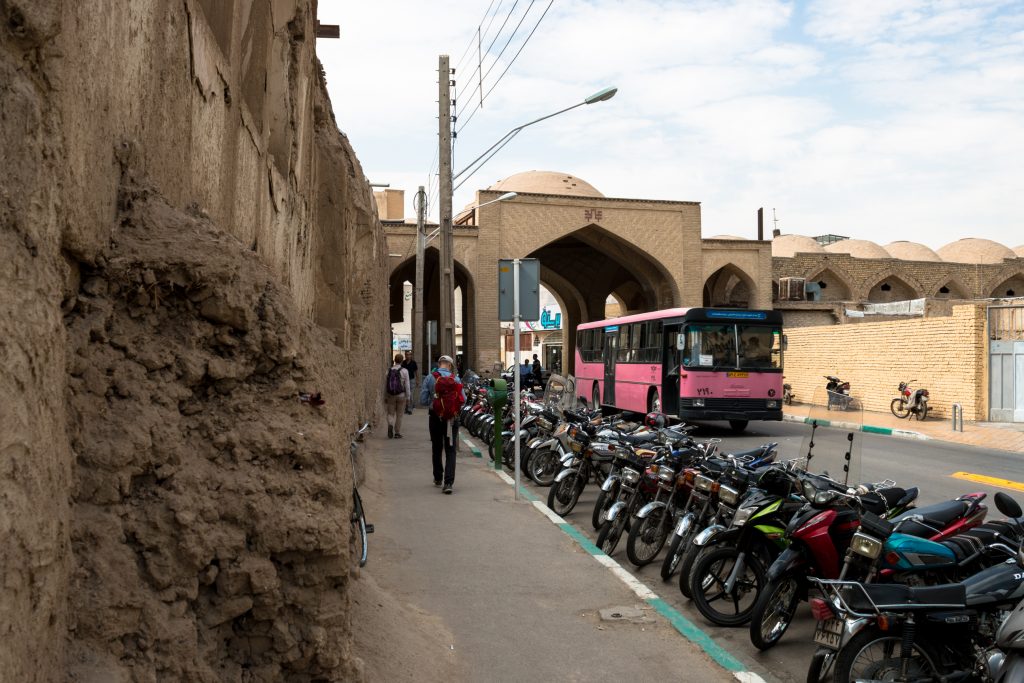 Motocykle to chyba najbardziej popularny środek transportu w Iranie.